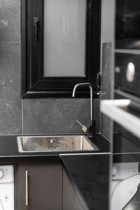 The Modern Flat 25